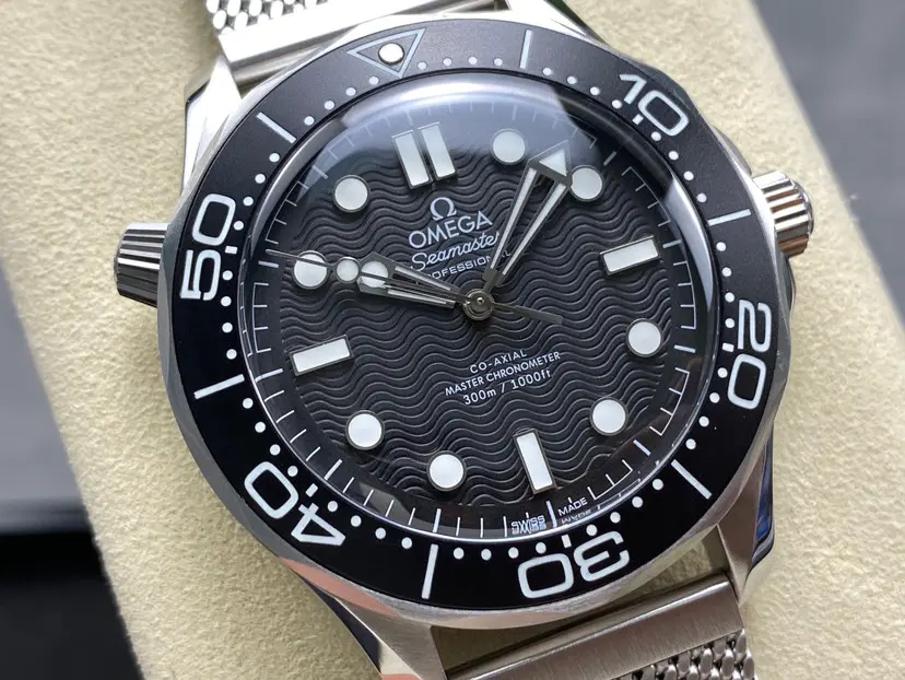 Omega Seamaster Diver 300m Steel Black Dial 42mm Ref. 210.32.42.20.01.005 - Image 3