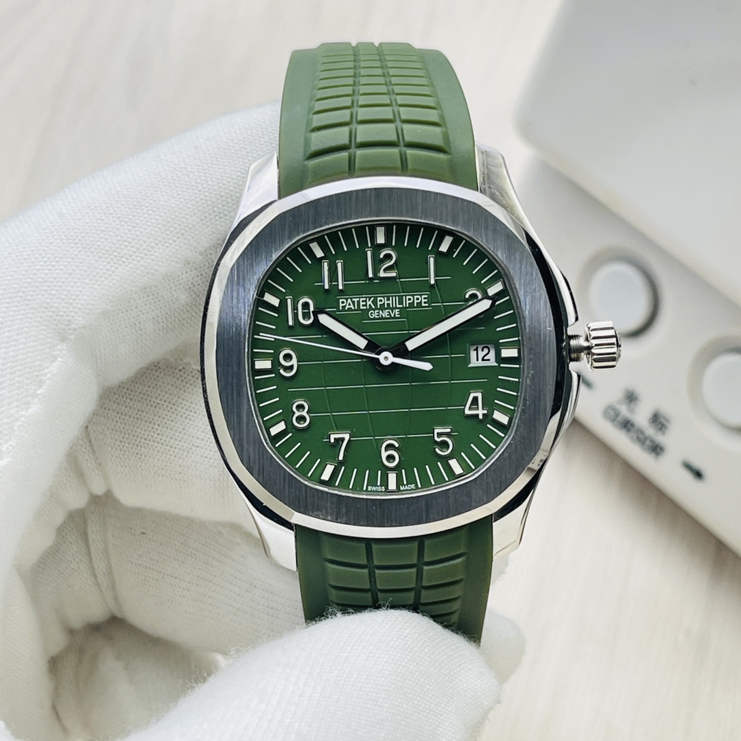 Patek Philippe Aquanaut Khaki Green Dial Watch 5168G-010 - Image 2