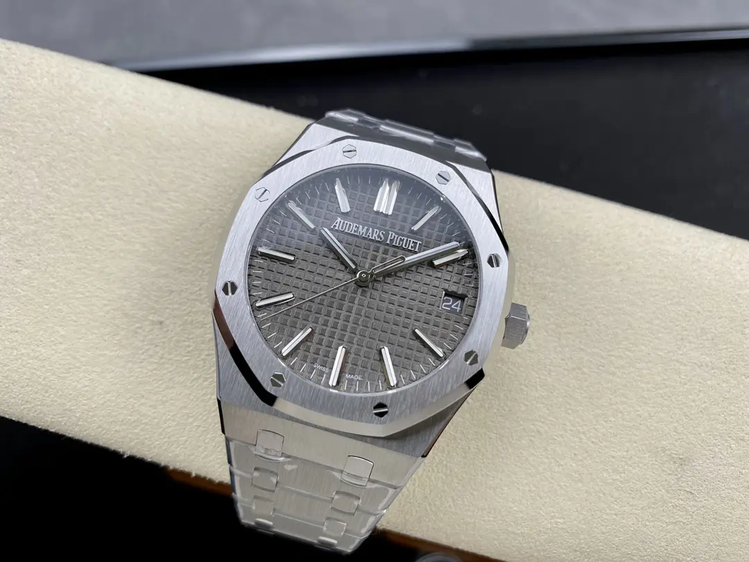Audemars Piguet ROYAL OAK SELFWINDING "50TH ANNIVERSARY Grey dial 15510ST.OO.1320ST.05 - Image 7