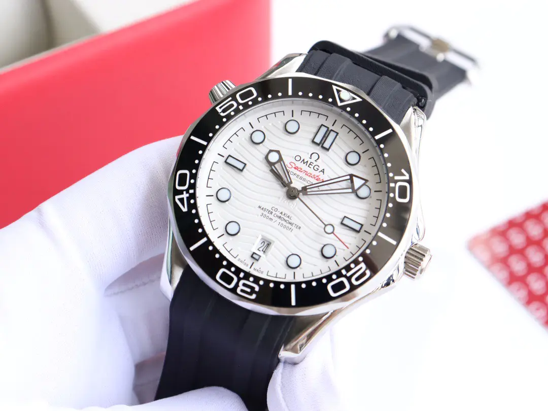 Omega Seamaster Diver 300m Steel White Dial 42mm Ref. 210.32.42.20.04.001 - Image 7