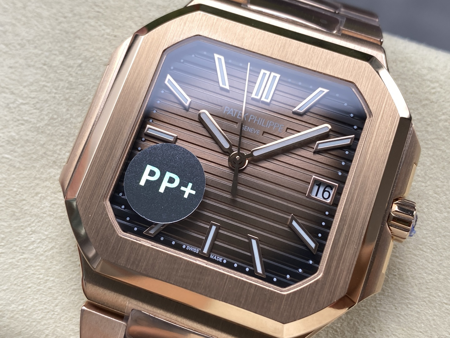 Patek Philippe Cubitus Date Brown Dial 40mm Ref. 7128/1R-001 - Image 4