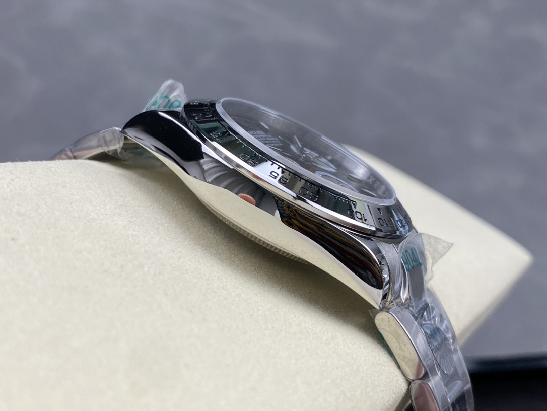Rolex Cosmograph Daytona 40mm series m126509-0001 - Image 8
