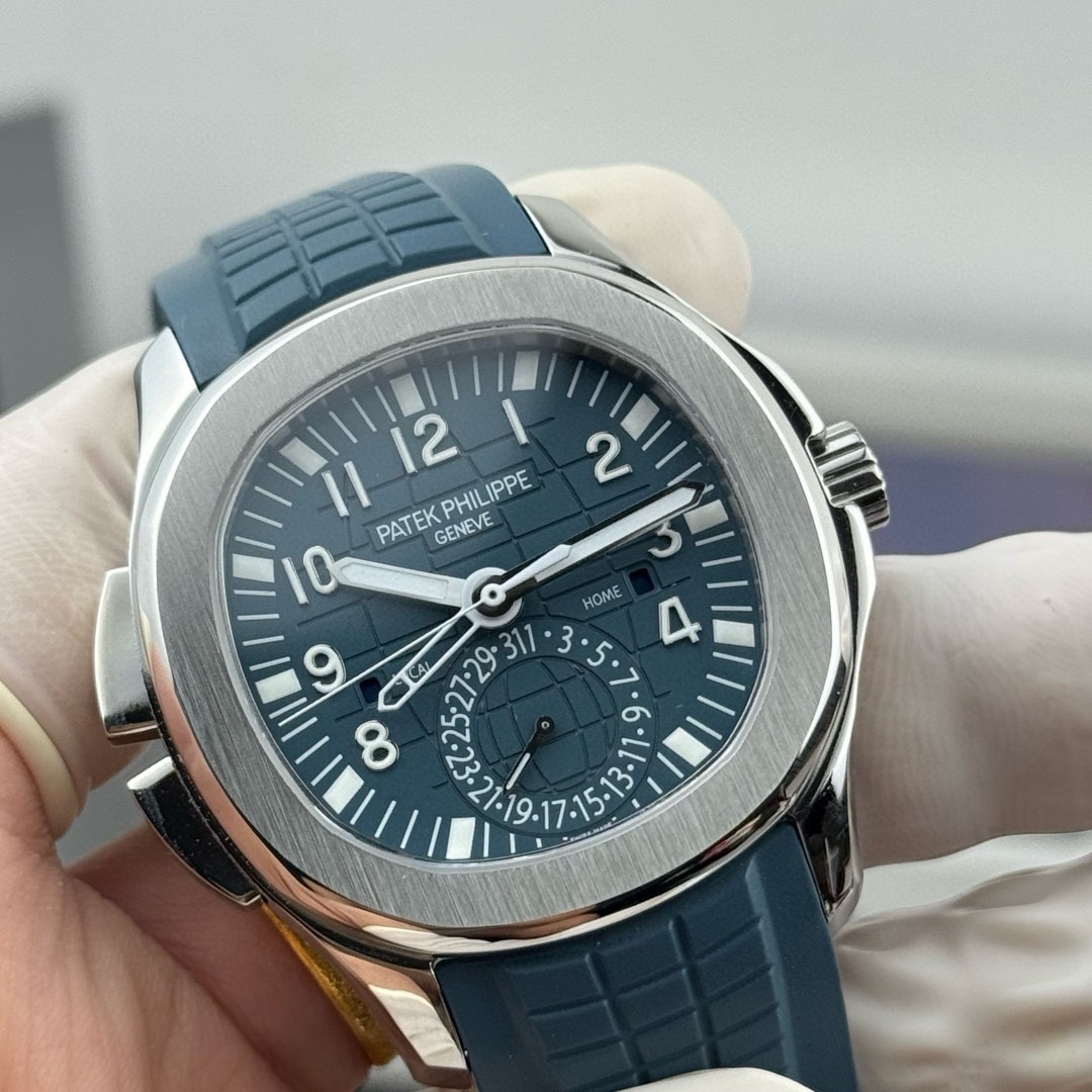 Patek Philippe Aquanaut Travel Time Blue Dial 40mm Ref. 5164G-001 - Image 6