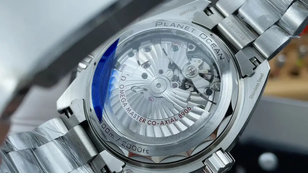 Omega Seamaster Planet Ocean 600m 43.5mm 215.30.44.22.01.001 - Image 7