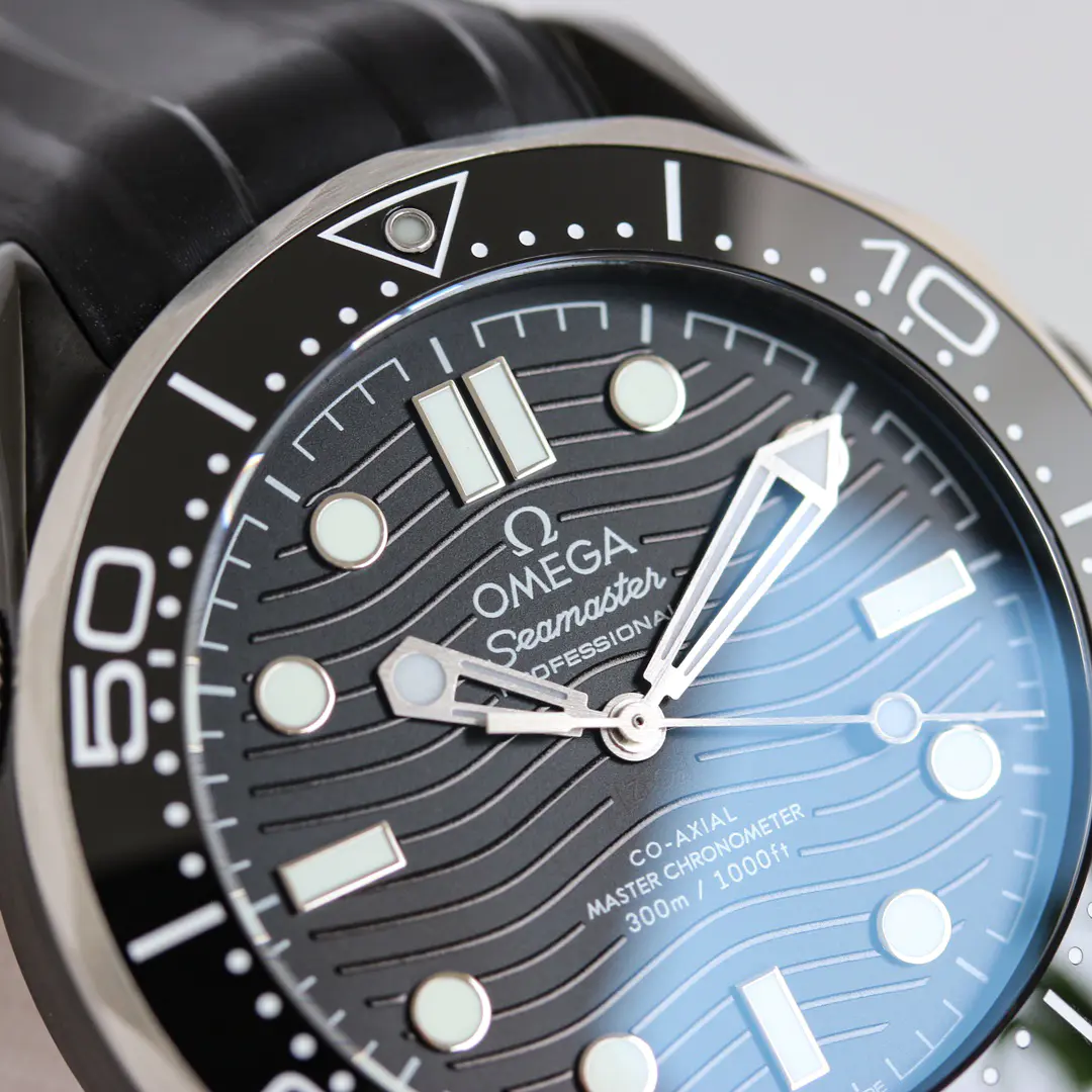 Omega Seamaster Diver 300m Steel Black Dial 42mm Ref. 210.32.42.20.01.003 - Image 4