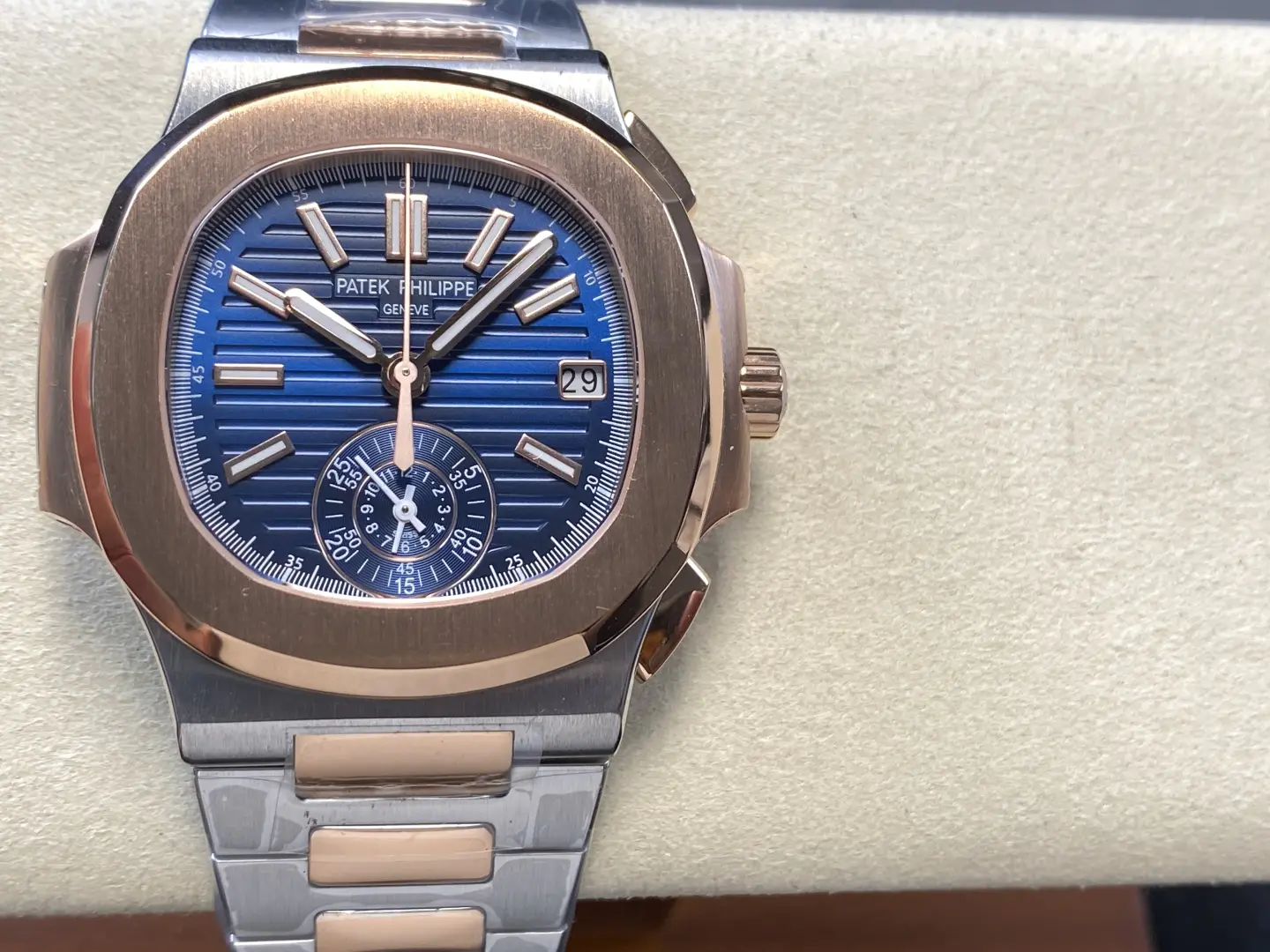 Patek Philippe Watches Nautilus 5980/1AR-001 - Image 2