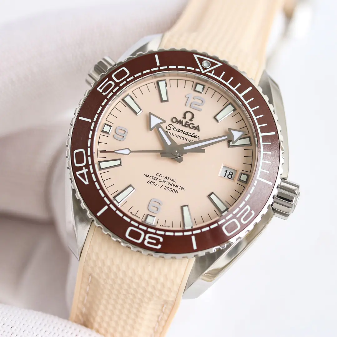 Omega Seamaster Planet Ocean 600m 43.5mm 215.32.44.21.09.001 - Image 2