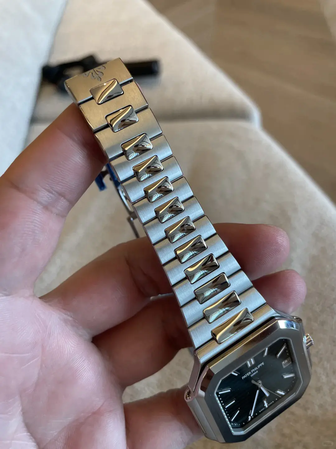 Patek Philippe Cubitus 45mm Green Dial Stainless Steel Bracelet 5821/1A - Image 5