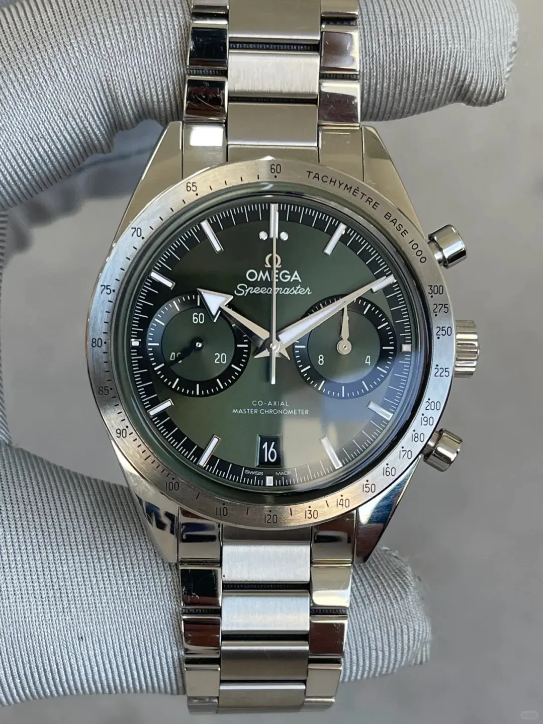 Omega Speedmaster '57 Chronograph Steel Green Dial 40mm Ref. 332.10.41.51.10.001 - Image 2