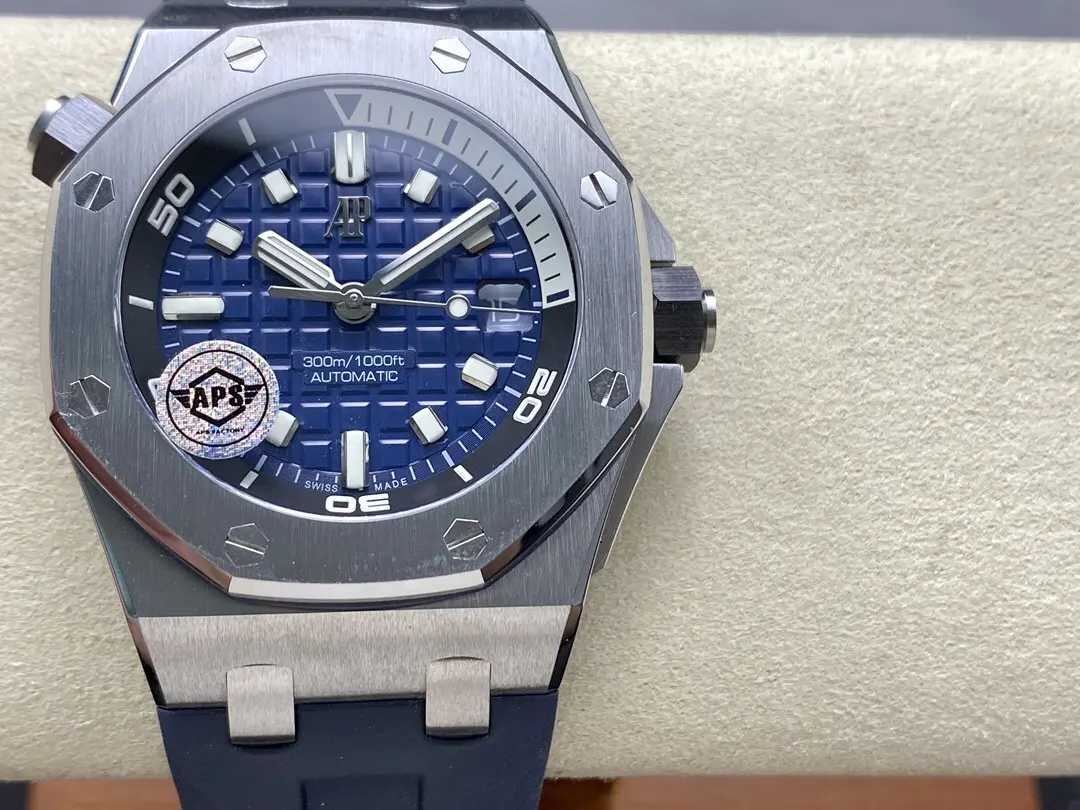 Audemars Piguet Royal Oak Offshore Diver Steel Blue Dial 42mm Ref. 15720ST.OO.A027CA.01 - Image 2