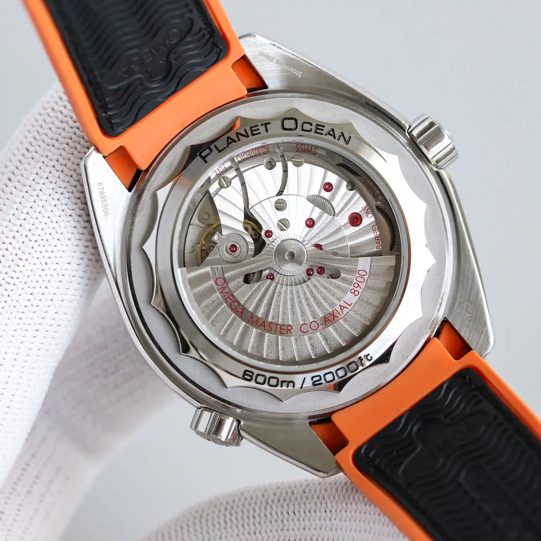 Omega Seamaster Planet Ocean 600m 43.5mm 215.32.44.21.01.001 - Image 6