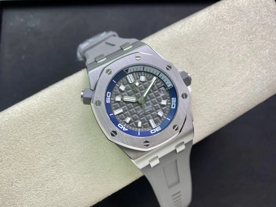 Audemars Piguet Royal Oak Offshore Steel Grey Dial 42mm Ref. 15720ST.OO.A009CA.01 - Image 8