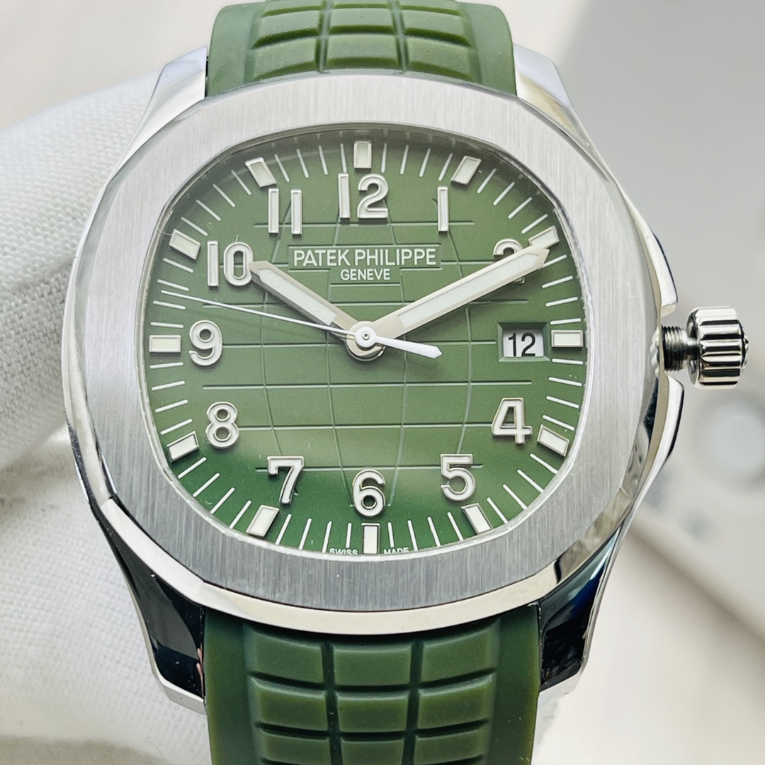 Patek Philippe Aquanaut Khaki Green Dial Watch 5168G-010 - Image 4