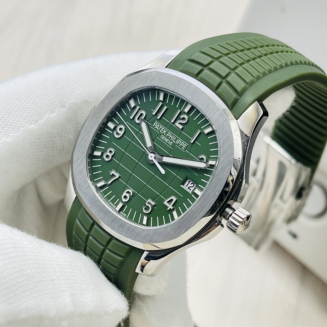 Patek Philippe Aquanaut Khaki Green Dial Watch 5168G-010 - Image 3