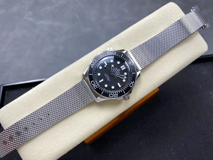 Omega Seamaster Diver 300m Steel Black Dial 42mm Ref. 210.32.42.20.01.005 - Image 7