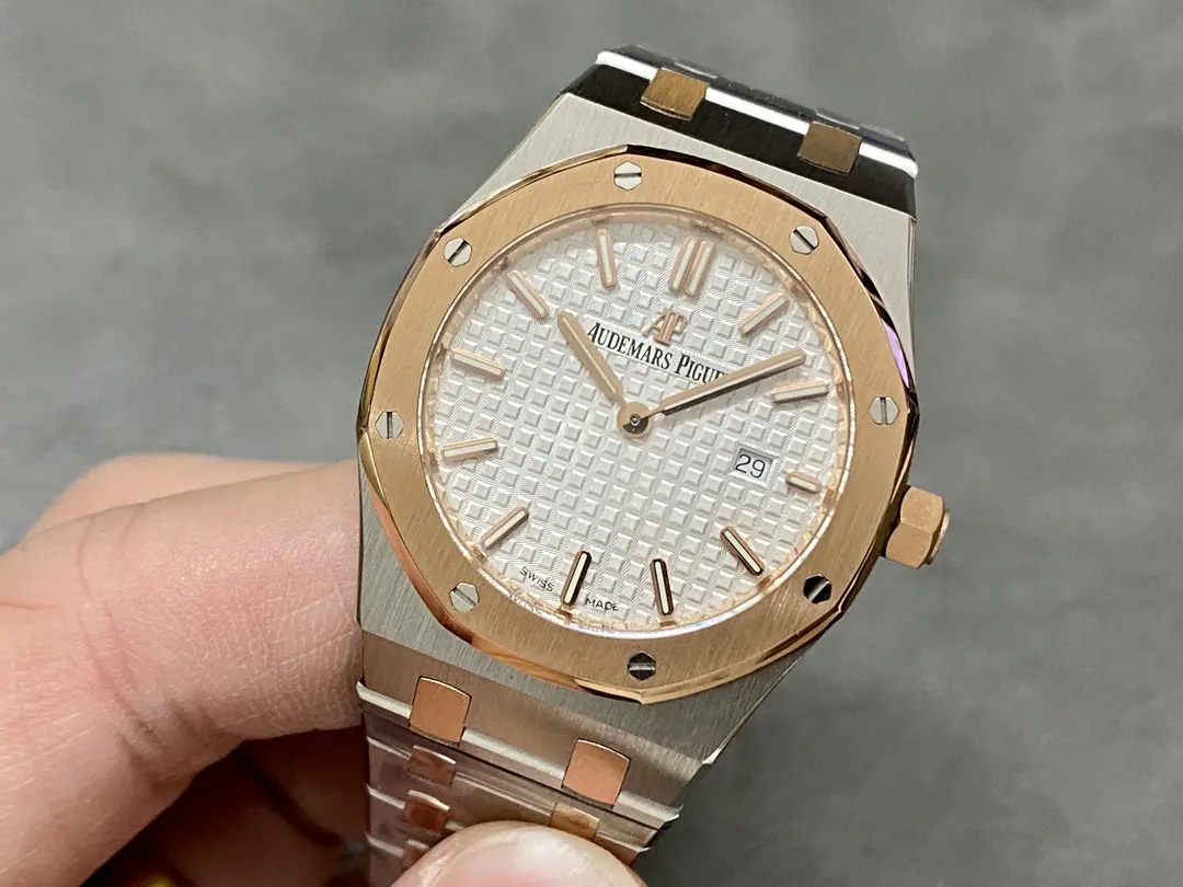 Audemars Piguet Royal Oak Selfwinding Rose Gold and Steel White Dial 37mm Ladies Watch (Reference #15450SR.OO.1256SR.01) - Image 4