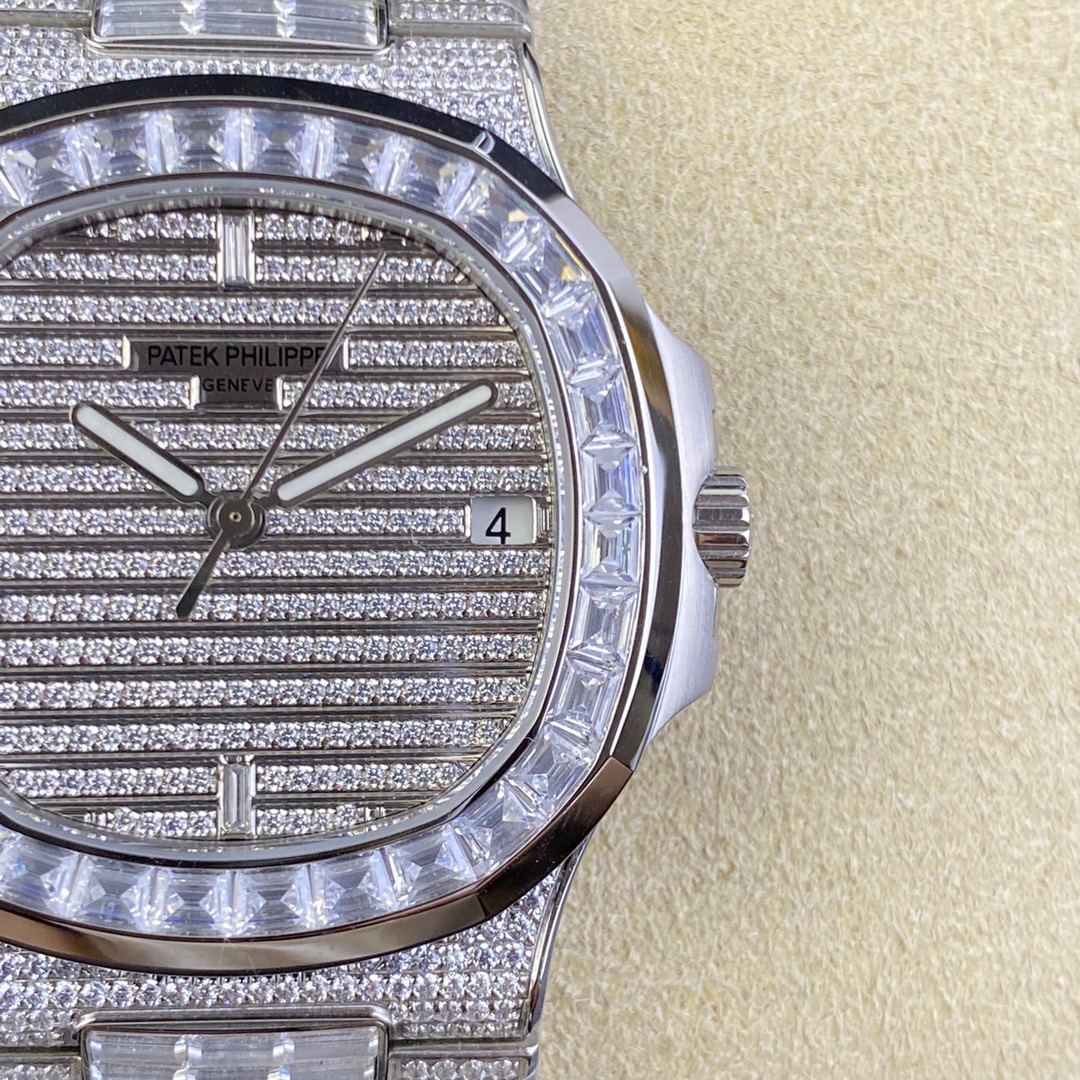 Patek Philippe Nautilus 5719/10G-010 - Image 5
