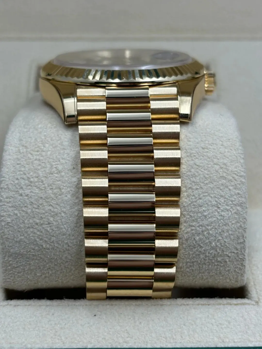Rolex-Day-Date- m228238-004 40mm - Image 5