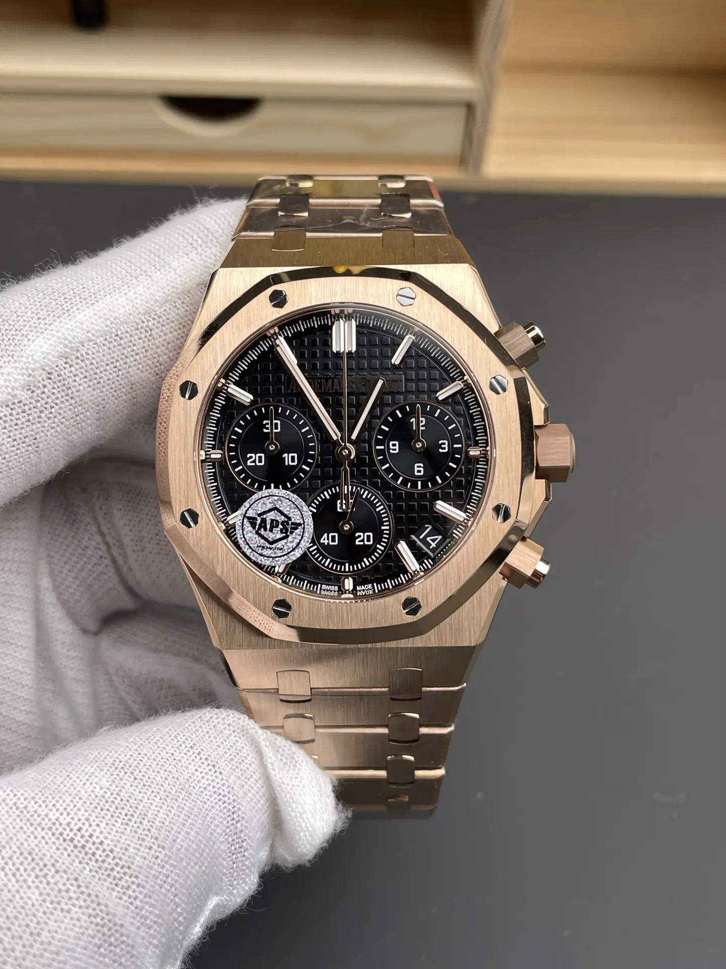 Audemars Piguet Royal Oak Chronograph Rose Gold Black Dial 41mm Ref. 26240OR.OO.1320OR.02 - Image 2