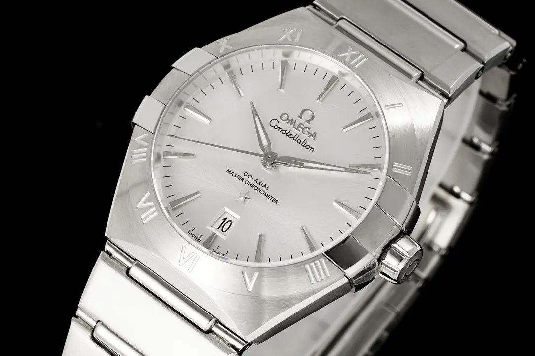Omega Co-Axial Master Chronometer 39 mm 131.10.39.20.02.001 - Image 3
