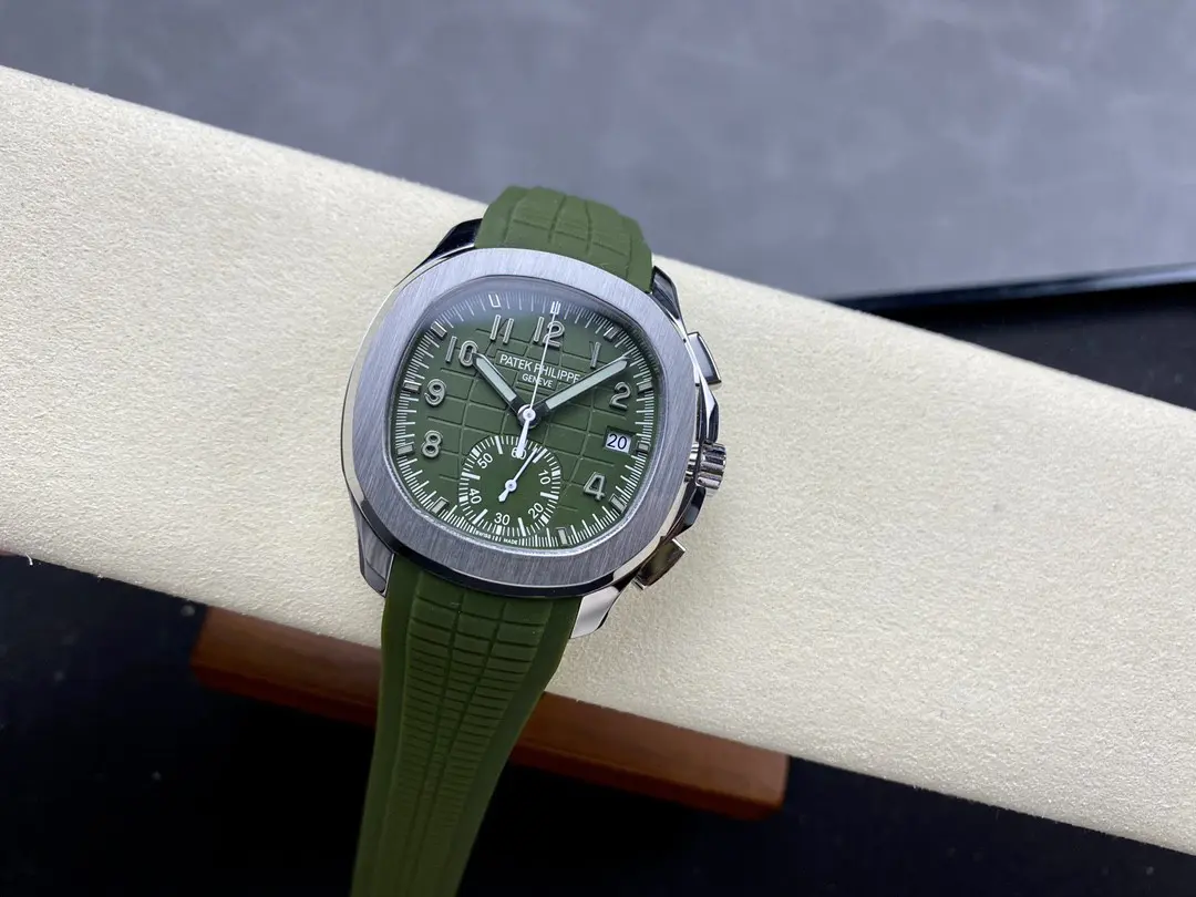 Patek Philippe Aquanaut Khaki Green 5968G-010 - Image 5