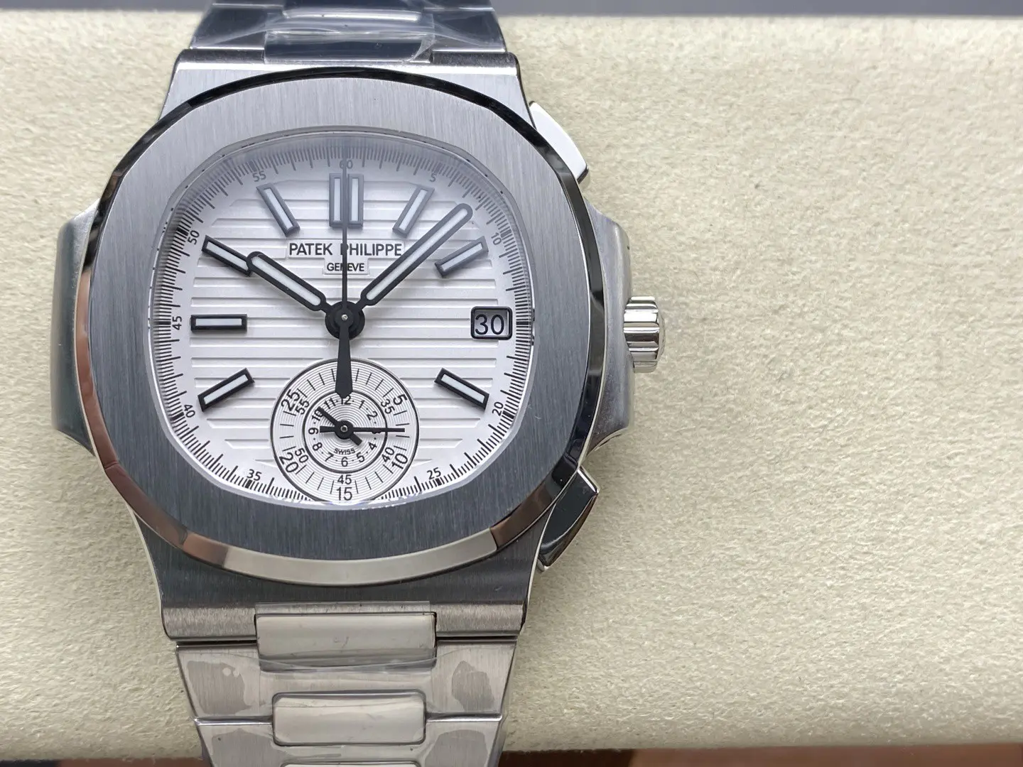 Patek Philippe Nautilus 5980/1A-019 - Image 2