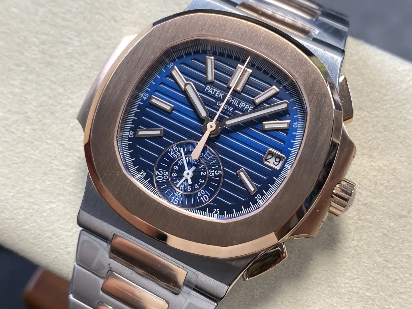 Patek Philippe Watches Nautilus 5980/1AR-001 - Image 4