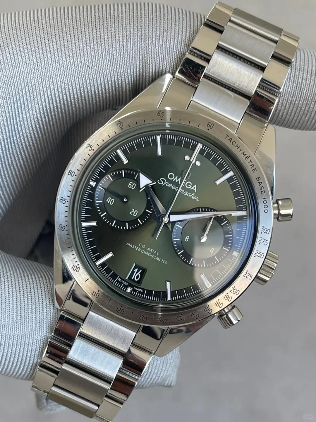 Omega Speedmaster '57 Chronograph Steel Green Dial 40mm Ref. 332.10.41.51.10.001 - Image 4