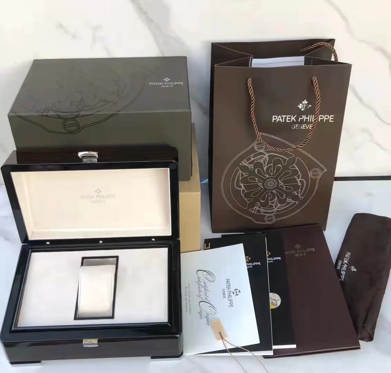 Patek Philippe Nautilus 40mm 5711/1A-018 Tiffany Blue Dial - Image 5