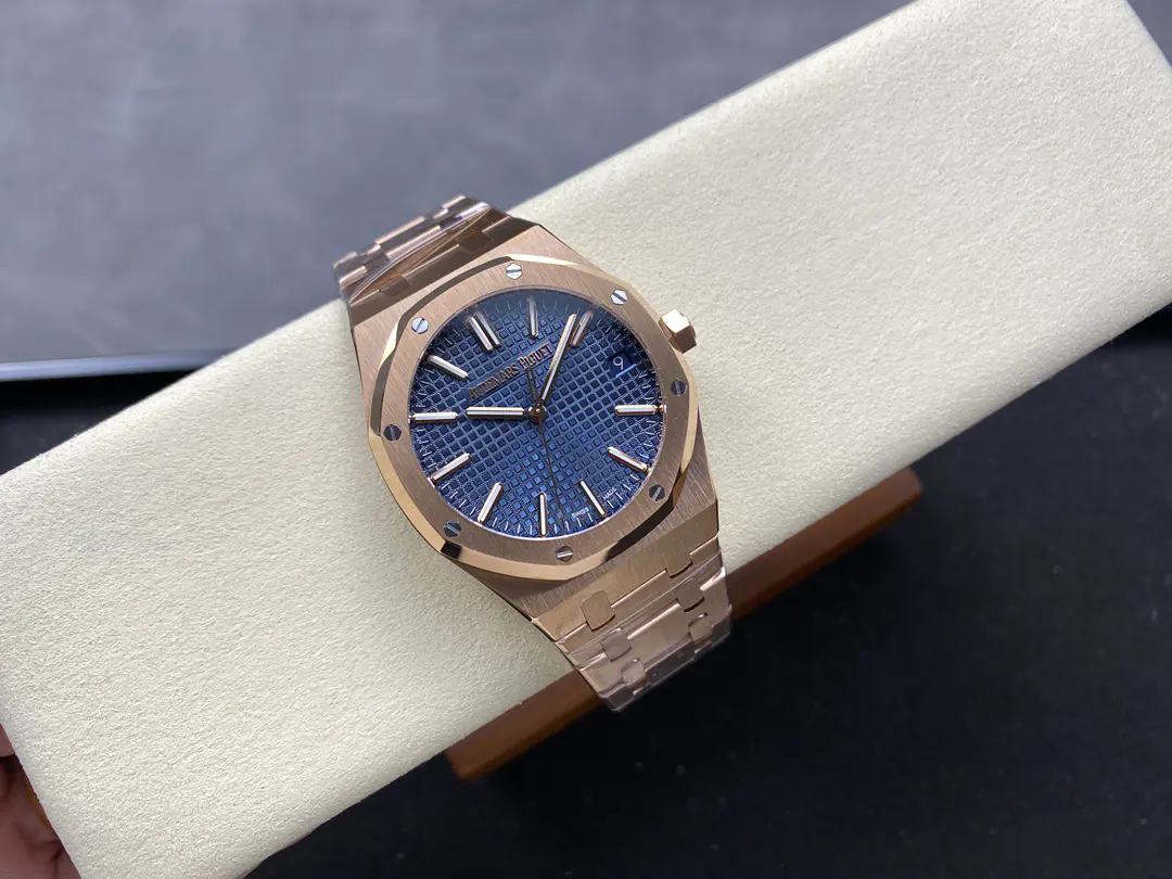 ROYAL OAK SELFWINDING "50TH ANNIVERSARY" Ref. 15510OR.OO.1320OR.01 - Image 4