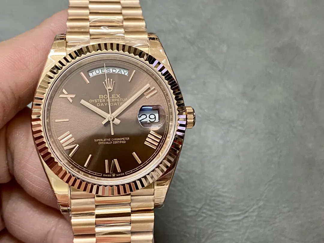 Rolex Day-Date 40mm m228235-0002 - Image 2