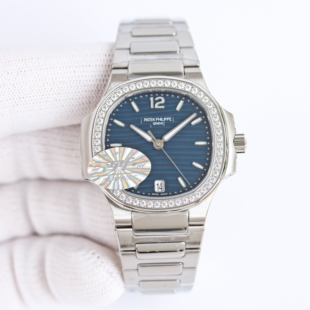 Patek Philippe Nautilus Steel 7118-1200A-001 - Image 2