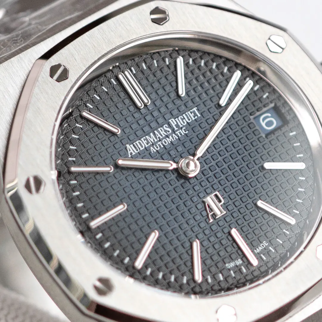 Audemars Piguet Royal Oak Jumbo 39mm Stainless Steel Jumbo Ultra-Thin Blue Dial 15202ST.OO.1240ST.01 - Image 5