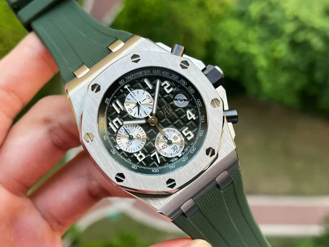 Audemars Piguet Royal Oak Offshore Chronograph Titanium Green Dial 42mm Ref. 26238TI.OO.A056CA.01 - Image 2