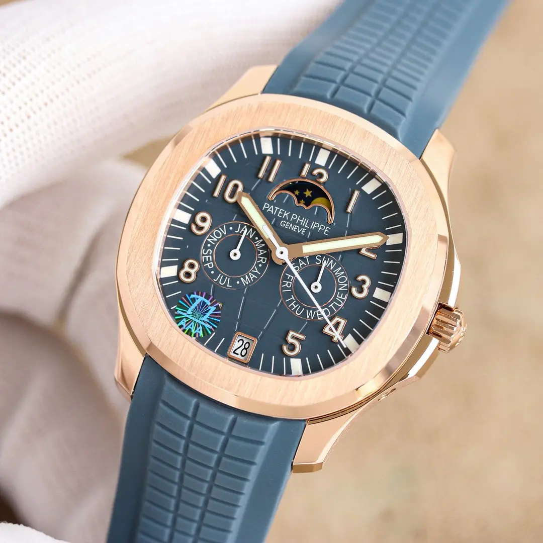 Patek Philippe AQUANAUT Series 5261R-001 39.99mm - Image 3