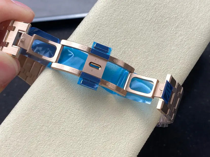 Audemars Piguet Royal Oak Chronograph Rose Gold Blue Dial 41mm Ref. 26240OR.OO.1320OR.05 - Image 10