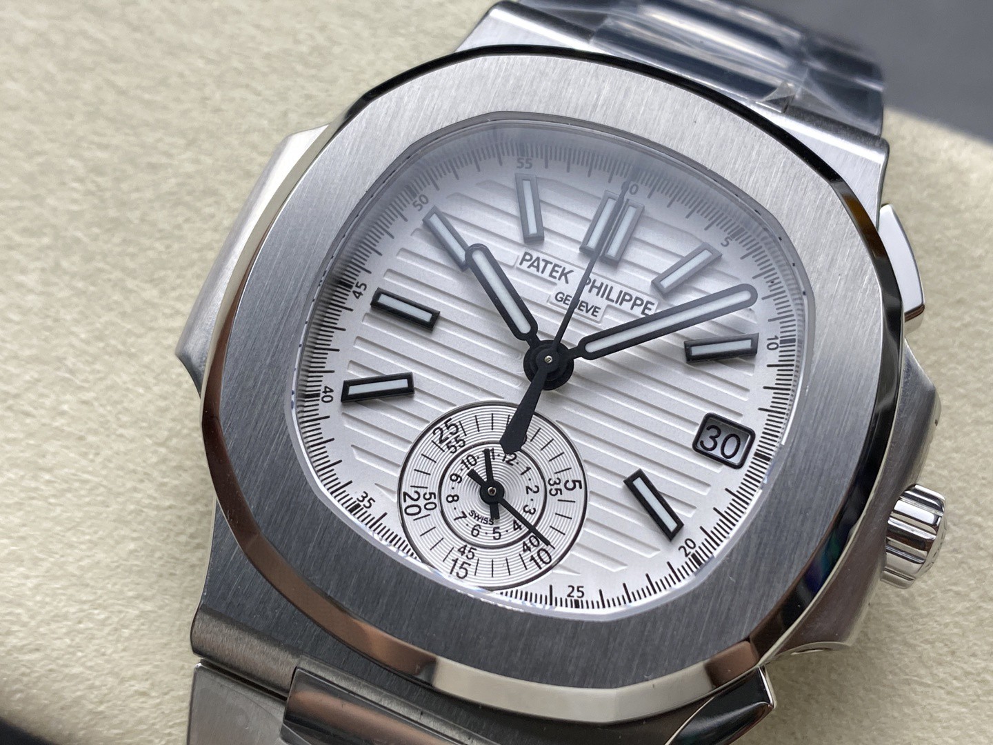 Patek Philippe Nautilus 5980/1A-019 - Image 3