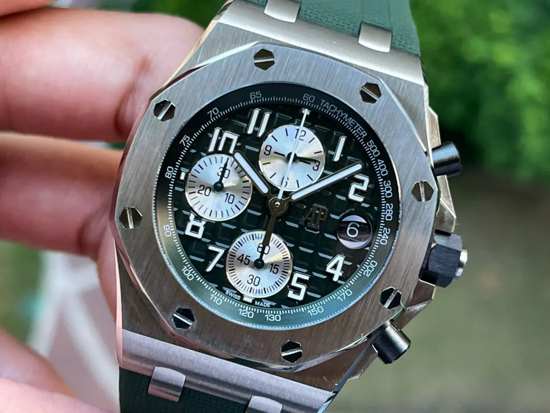 Audemars Piguet Royal Oak Offshore Chronograph Titanium Green Dial 42mm Ref. 26238TI.OO.A056CA.01 - Image 6