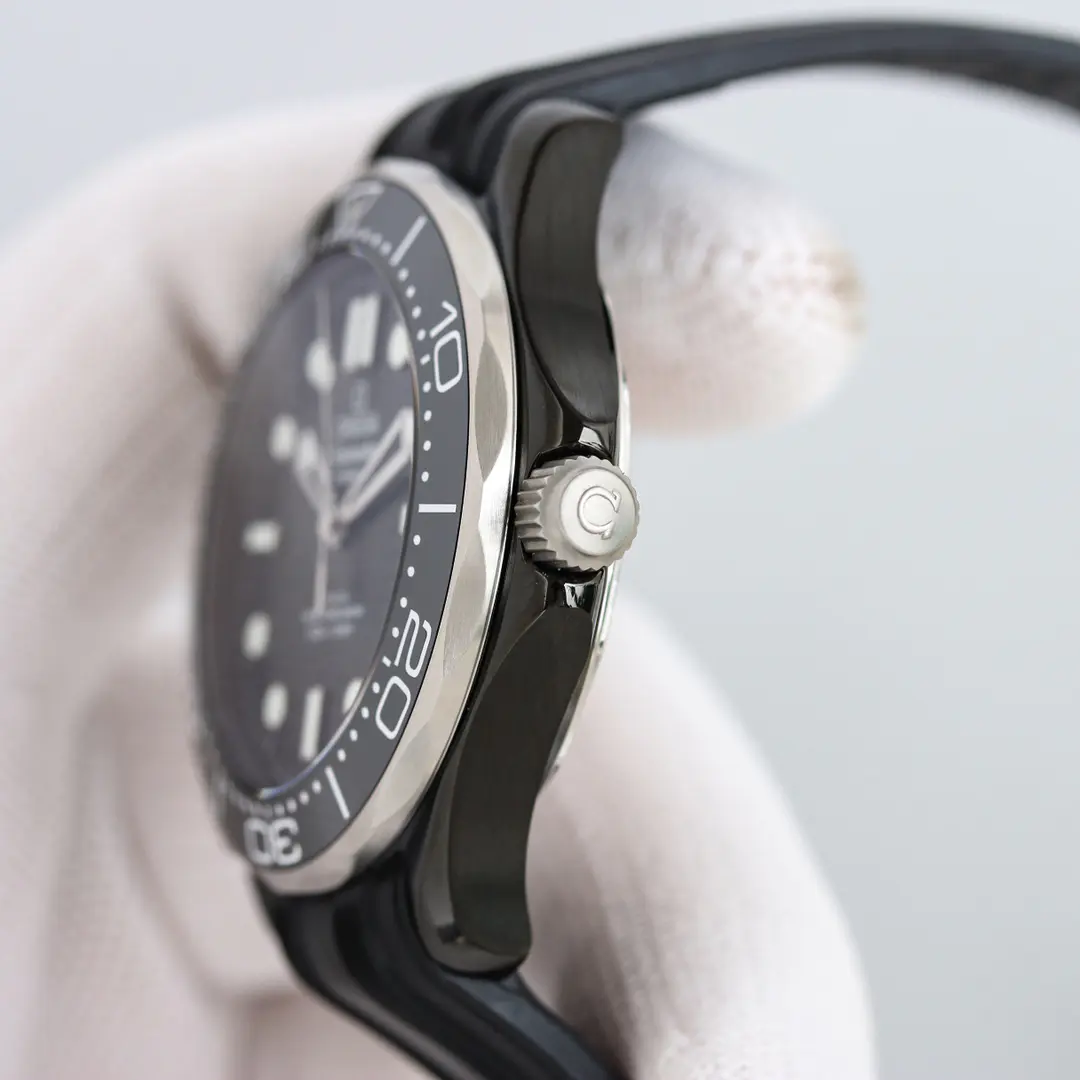 Omega Seamaster Diver 300m Steel Black Dial 42mm Ref. 210.32.42.20.01.003 - Image 6