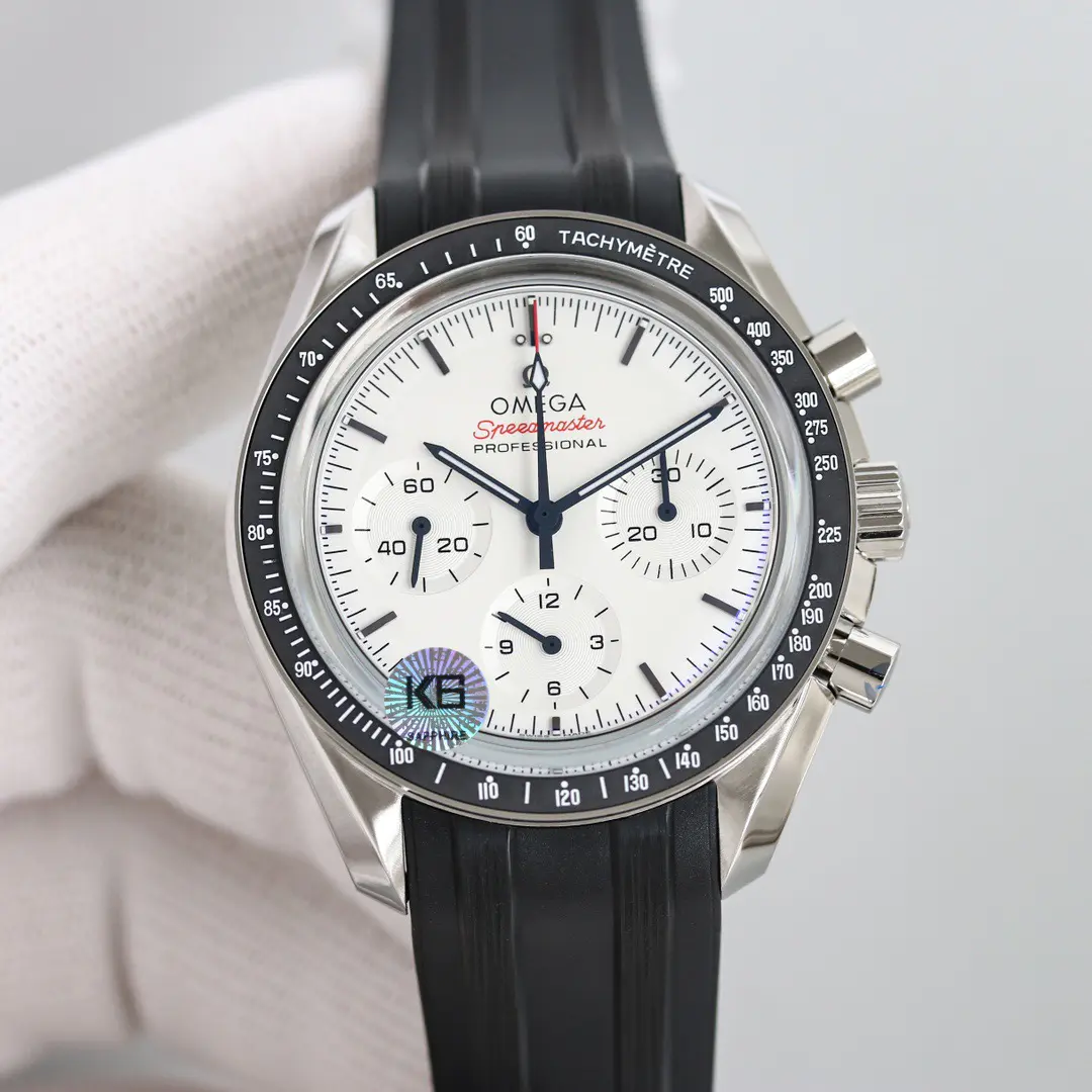 Omega Speedmaster Professional Moonwatch Steel White Dial 42mm Ref. 310.32.42.50.04.001 - Image 2