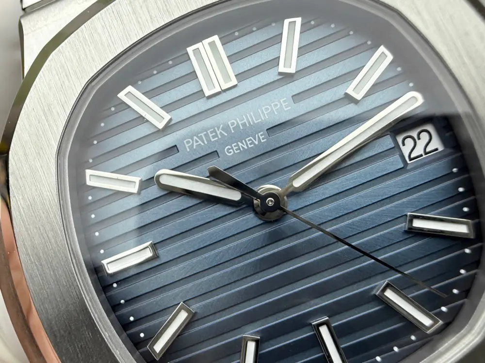 Patek Philippe Nautilus 5711/1A-010 - Image 5