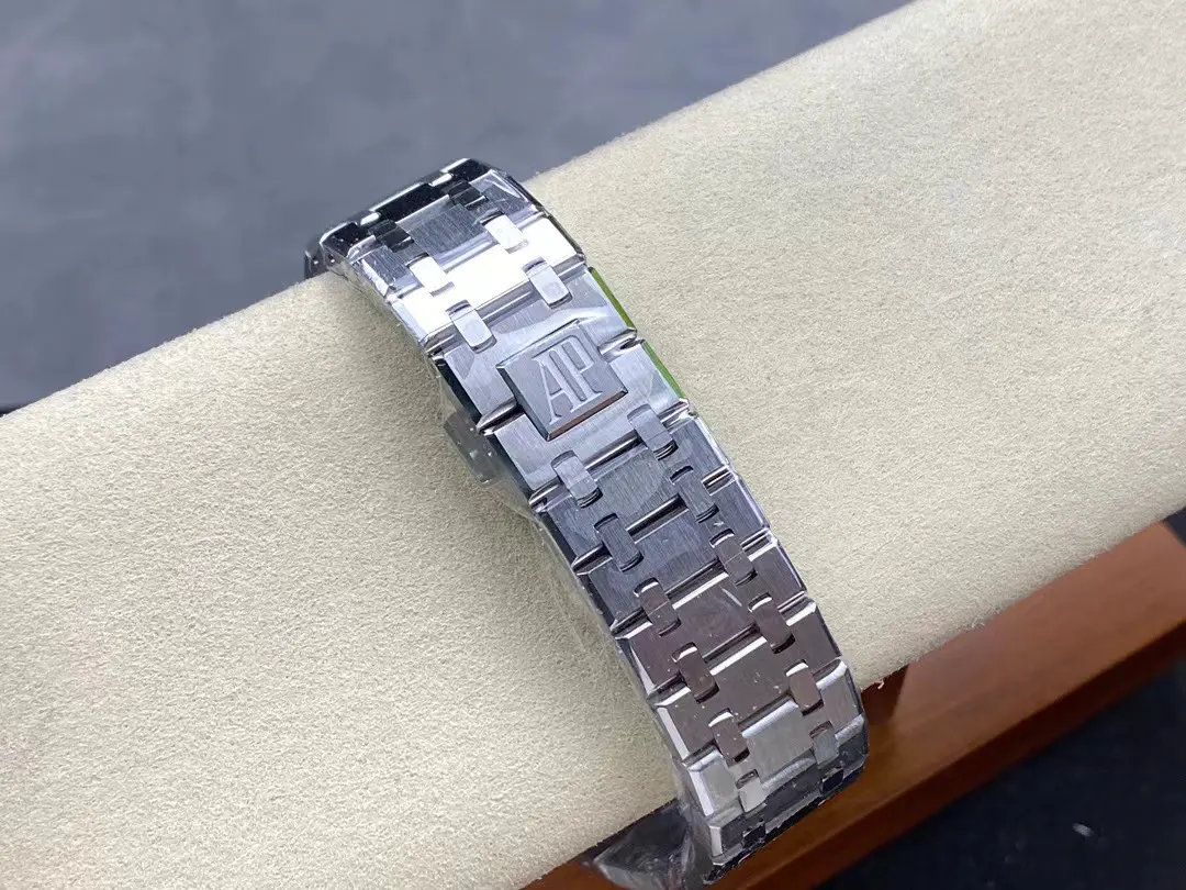 -Audemars Piquet-Royal Oak -15407ST.00.1220ST.01 - Image 9