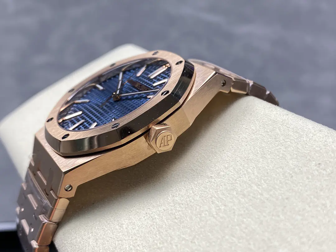 ROYAL OAK SELFWINDING "50TH ANNIVERSARY" Ref. 15510OR.OO.1320OR.01 - Image 7