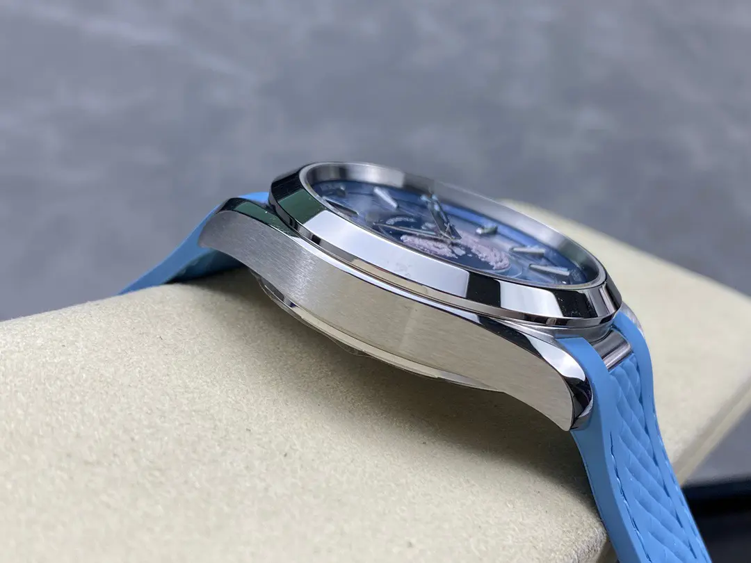 Omega Seamaster Aqua Terra 150M 220.12.43.22.03.002 - Image 4