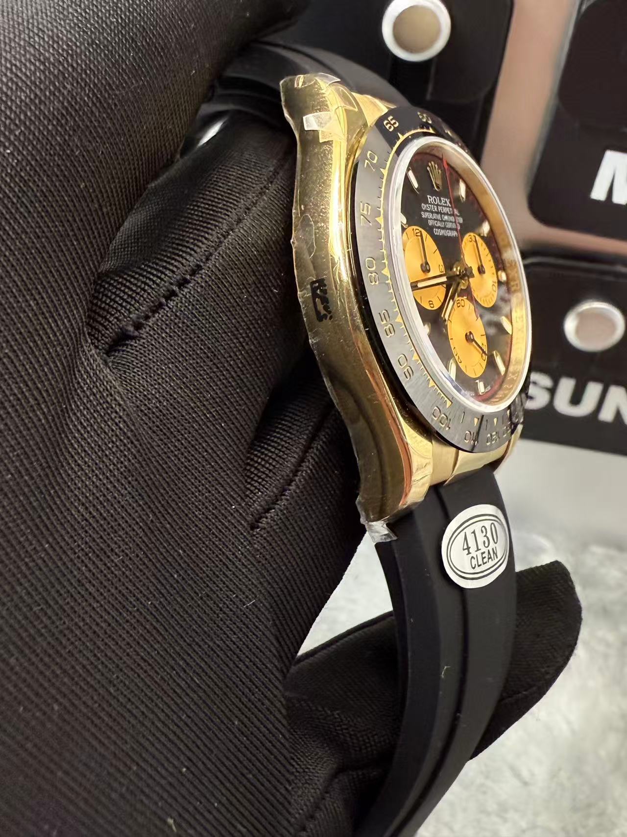 Swiss movement-Rolex Cosmograph Daytona M116518LN-0047 Black/Rubber Ø40mm - Image 4