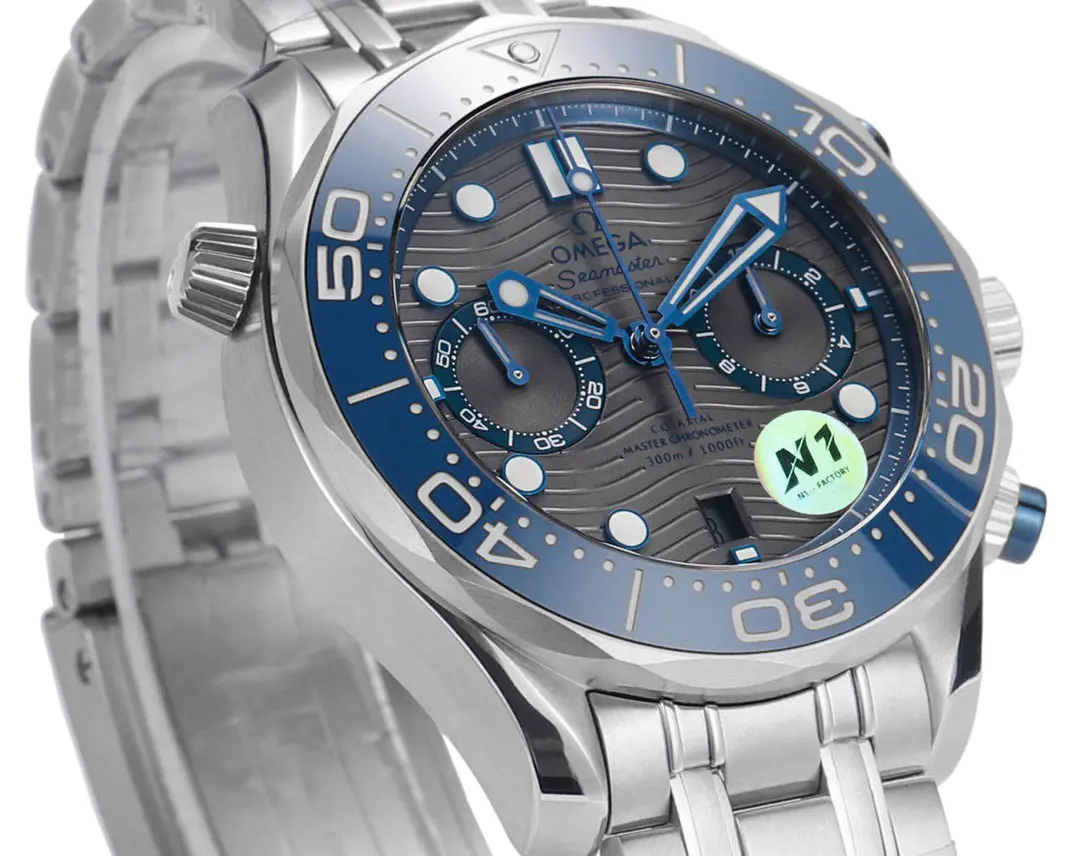 Omega Seamaster Diver 300M Chronograph Steel Grey Dial 44mm Ref. 210.30.44.51.06.001 - Image 2