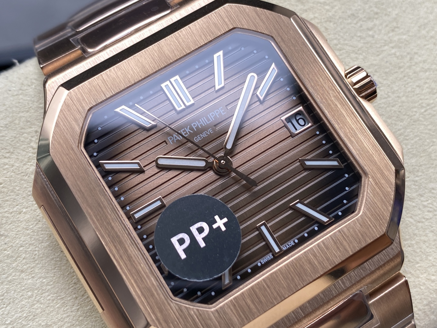 Patek Philippe Cubitus Date Brown Dial 40mm Ref. 7128/1R-001 - Image 3