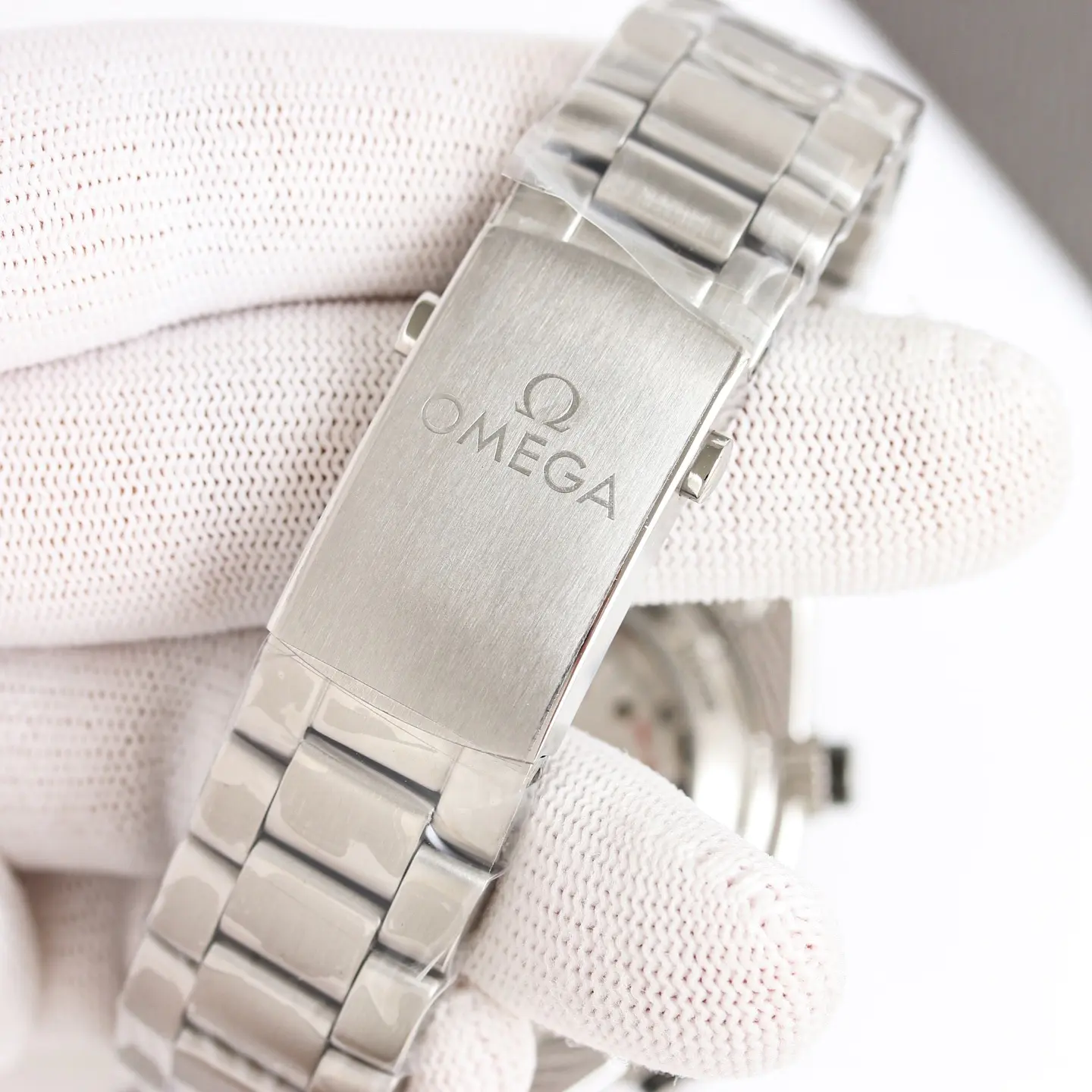 Omega Seamaster Planet Ocean 600m 45.5mm - 215.30.46.51.01.002 - Image 6