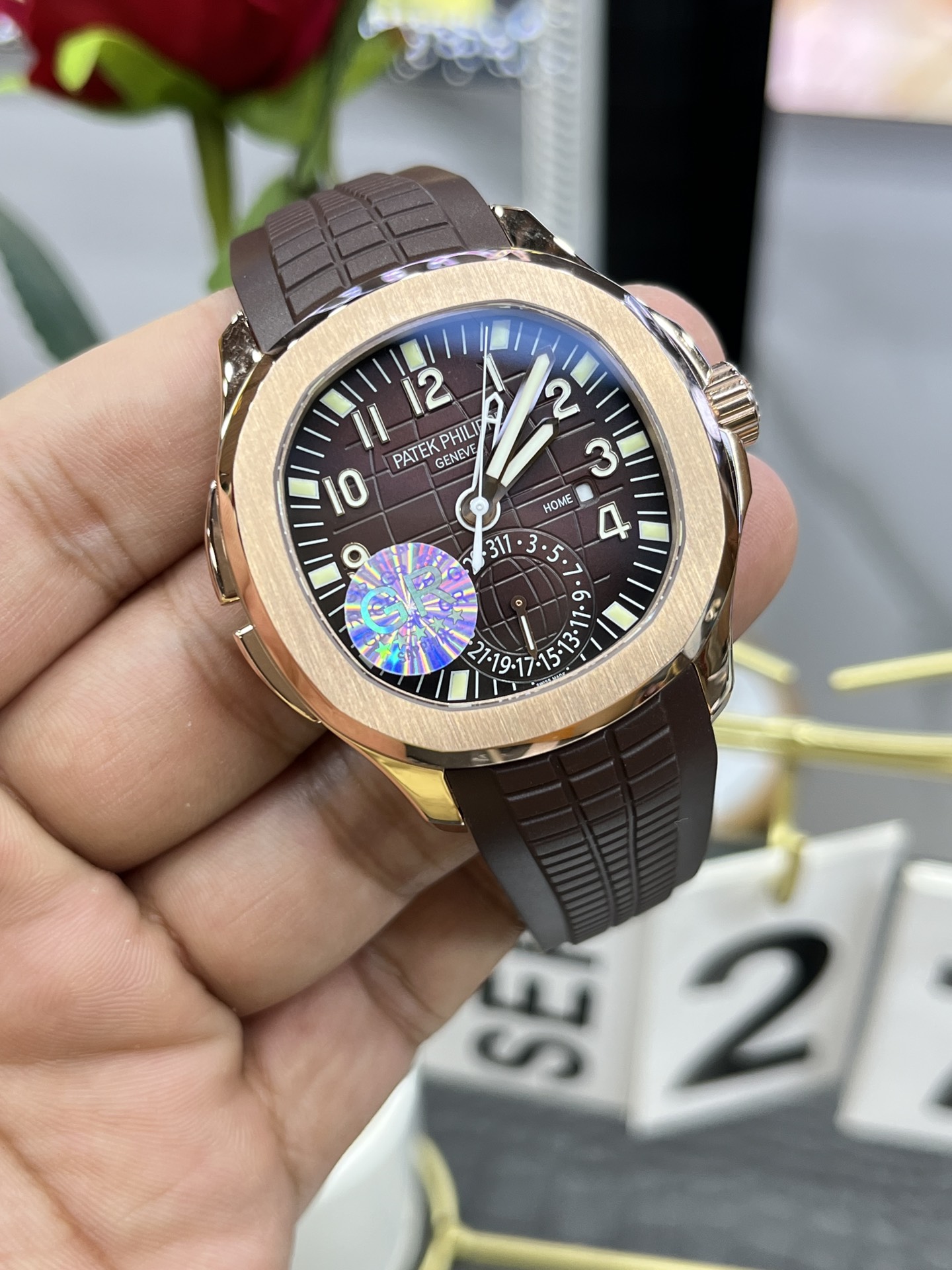 Patek Philippe Aquanaut Brown Embossed Arabic Dial 5164R-001 - Image 4