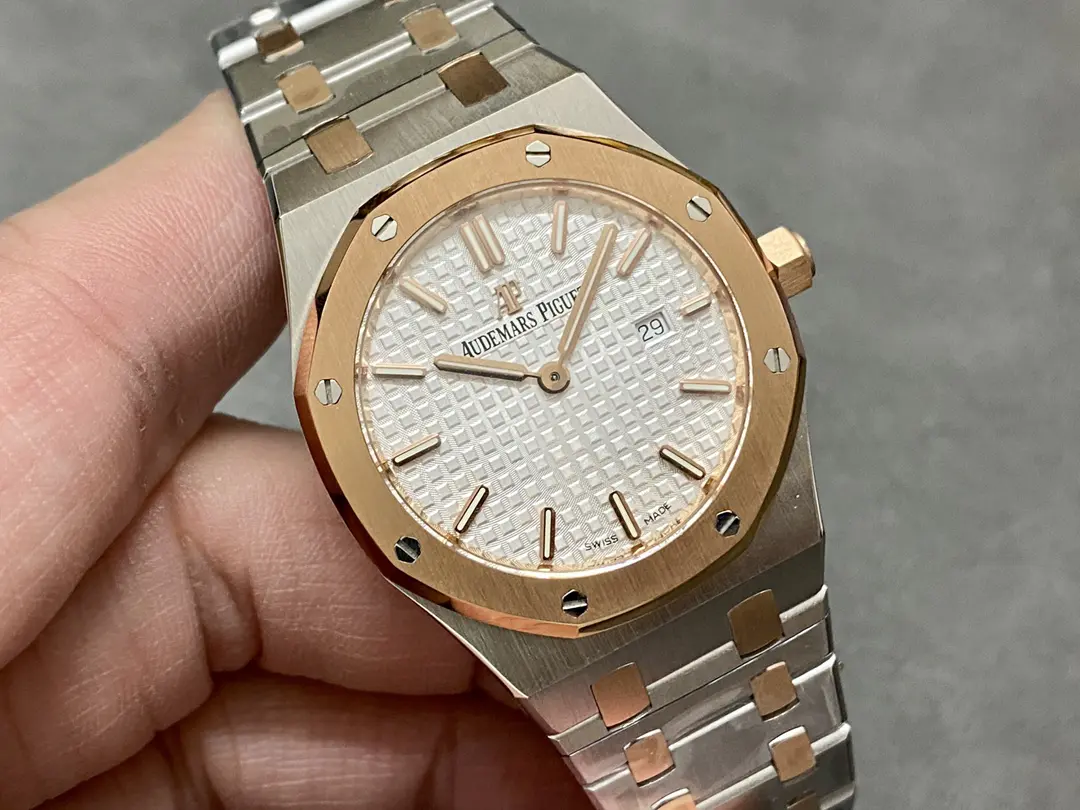 Audemars Piguet Royal Oak Selfwinding Rose Gold and Steel White Dial 37mm Ladies Watch (Reference #15450SR.OO.1256SR.01) - Image 3